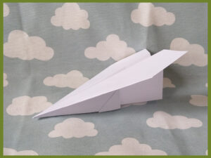 vliegtuigjes vouwen (origami)
